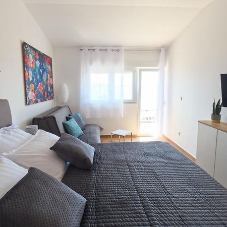 Sea And Mountain View Apartments Duće Eksteriør billede