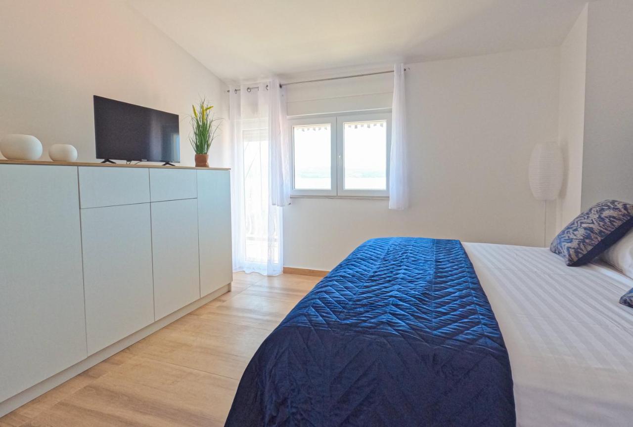 Sea And Mountain View Apartments Duće Eksteriør billede