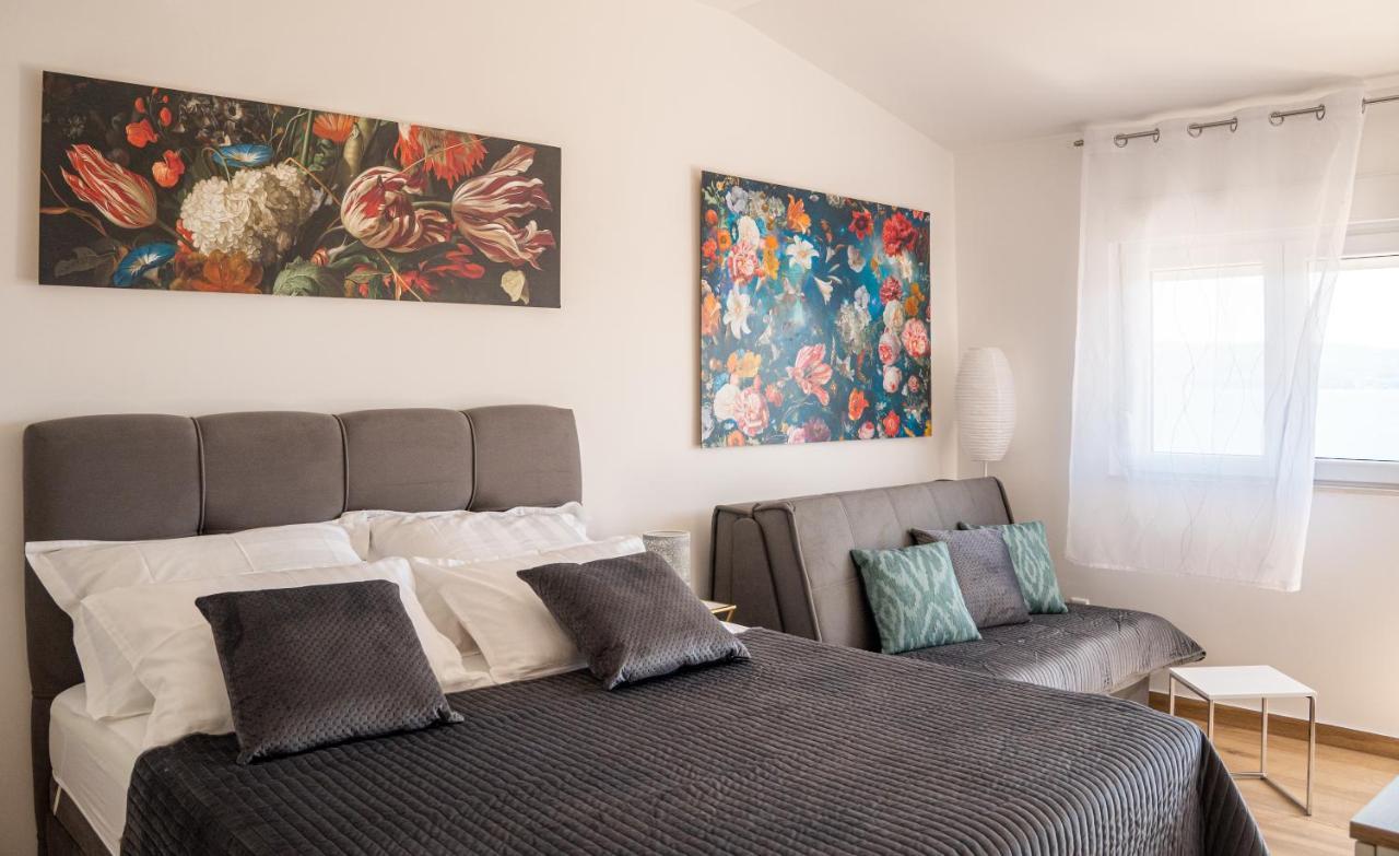 Sea And Mountain View Apartments Duće Eksteriør billede