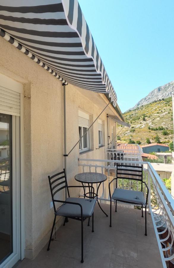 Sea And Mountain View Apartments Duće Eksteriør billede
